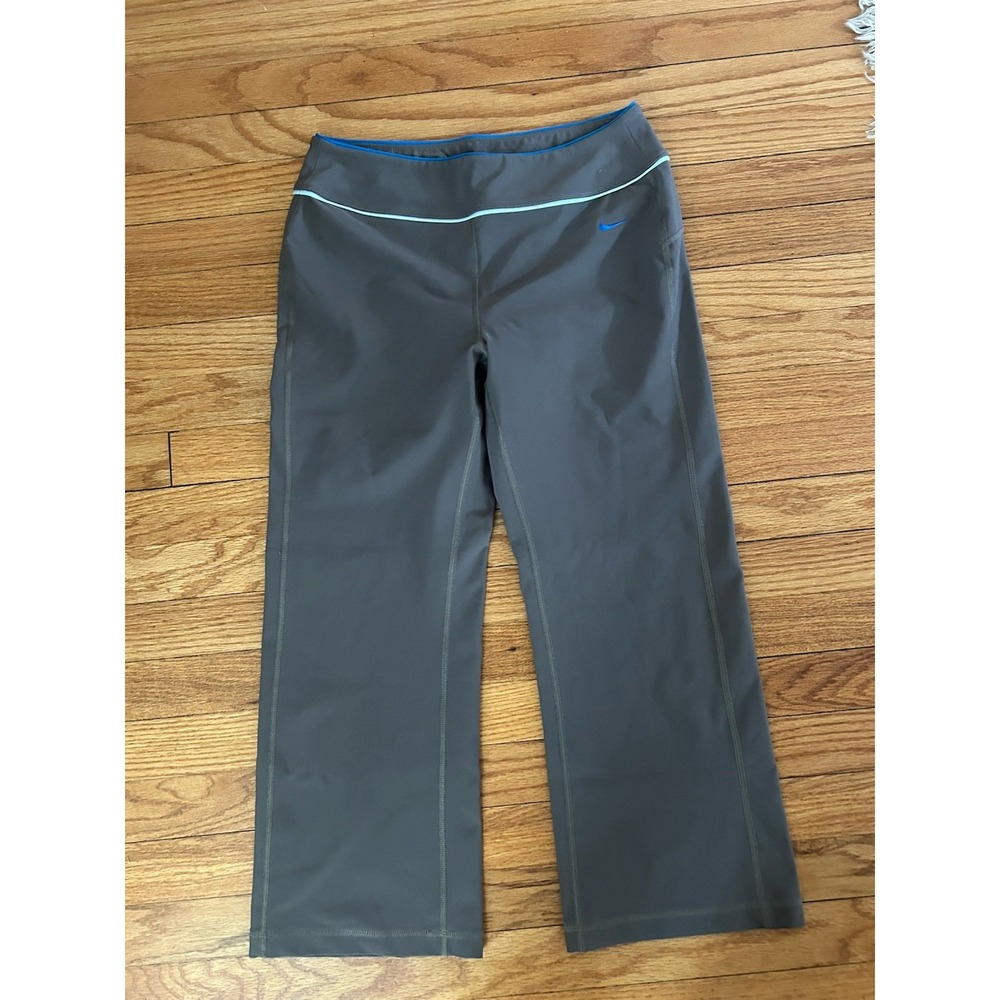 Nike Fit Dry Capri Athletic Pants Brown SZ M